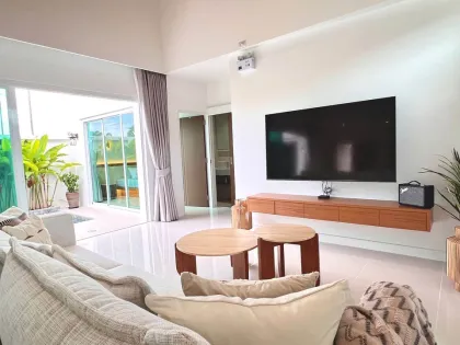 Exklusive 3-Zimmer-Poolvilla in Saiyuan, Rawai, Phuket