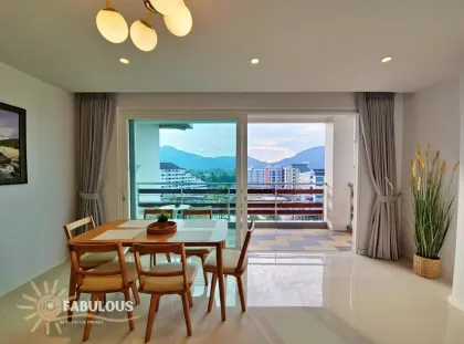 Condominio de 1 Habitación con Vista al Campo de Golf en Kathu