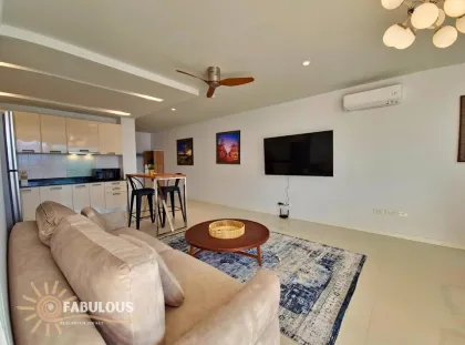 Condominio de 1 Habitación con Vista al Campo de Golf en Kathu
