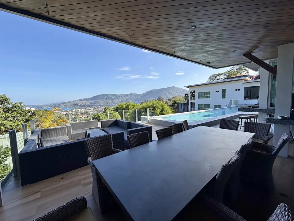 Villa de luxe avec vue mer directe, 8 chambres 10 salles de bain à Kamala