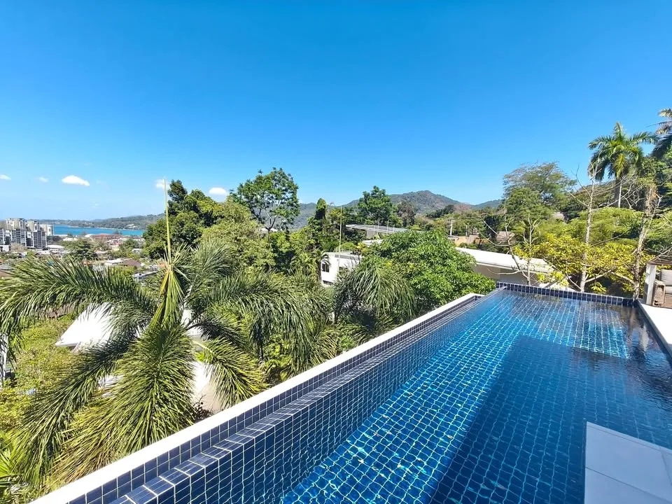 Villa avec piscine et vue mer à Kamala, 3 chambres, 4 salles de bain