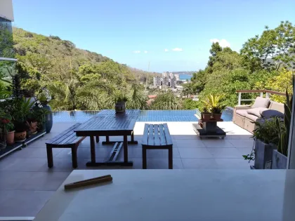 Seaview Pool Villa in Kamala with 3 Beds and 4 Baths