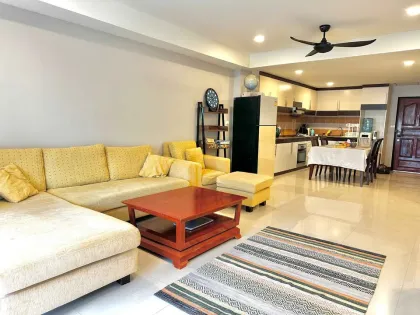 2-Zimmer-Wohnung mit Poolblick in Rawai, Phuket