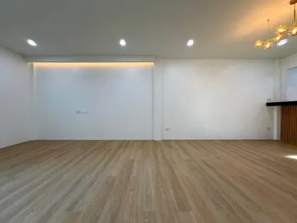 查龙2卧2卫全新装修联排别墅