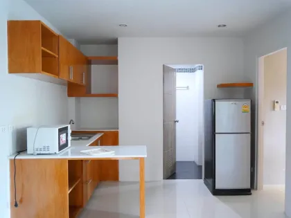 1-Zimmer-Eckwohnung im Ratchaporn Place, Kathu