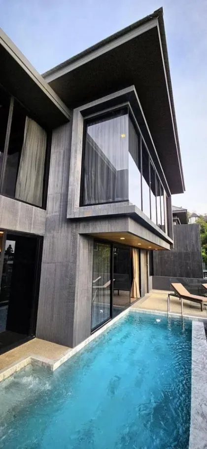 Moderne 3-Zimmer-Villa in Bang Tao, Layan