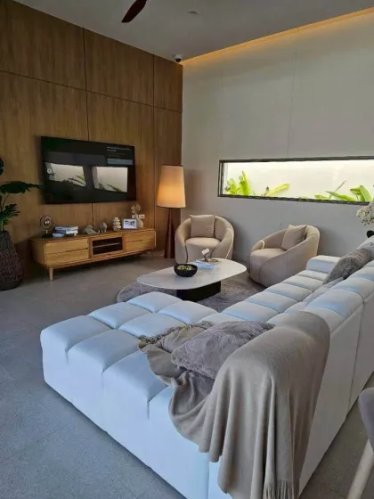 Geräumige 4-Zimmer-Poolvilla zum Verkauf in Rawai, Phuket