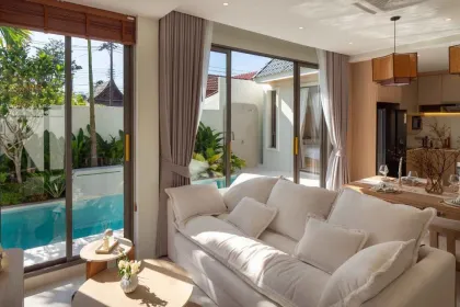 Villa con piscina cerca de playa Rawai - 3 hab. y 3 baños, amueblada