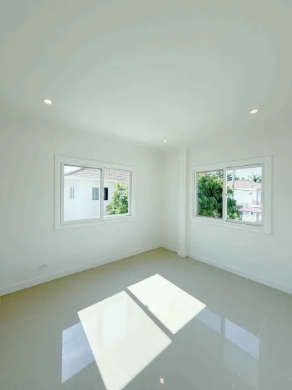 4-Bedroom Detached Villa in Supalai Bella Village, Koh Kaew, Phuket