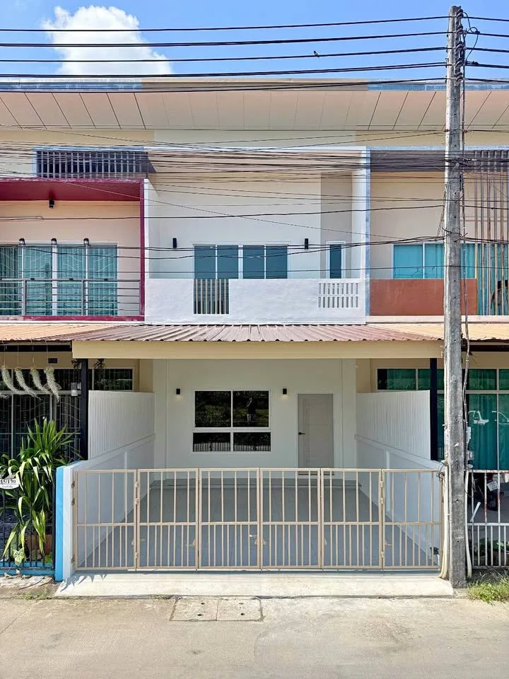 2-Storey Townhouse with 2 Bedrooms and 3 Bathrooms in Sombun Sap Village, Phuket