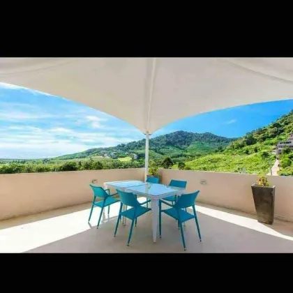 Geräumige 7-Zimmer-Villa in Rawai mit Meerblick