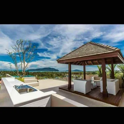 Geräumige 7-Zimmer-Villa in Rawai mit Meerblick
