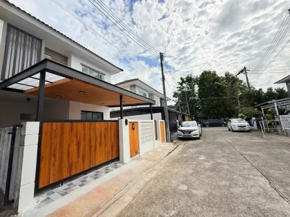 Casa moderna de 3 dormitorios en Thalang en venta