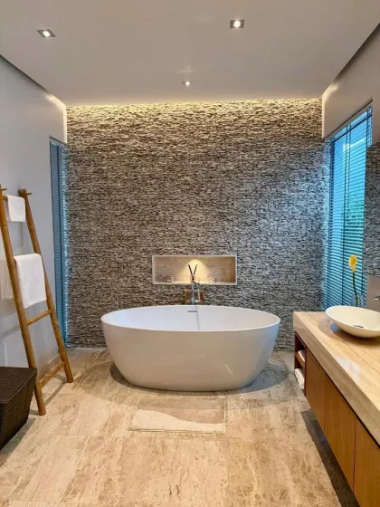 Private Poolvilla mit 2 Schlafzimmern & 2 Bädern in Cherng Talay