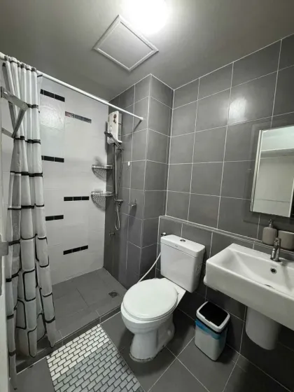 Appartement 2 chambres 2 salles de bain à Dcondo Mine Kathu avec vue piscine