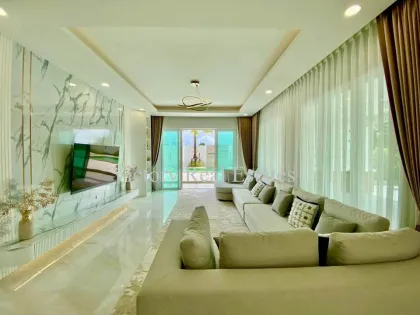 Privatpool-Villa zu verkaufen – 4 Schlafzimmer, 5 Bäder in Thalang, Phuket