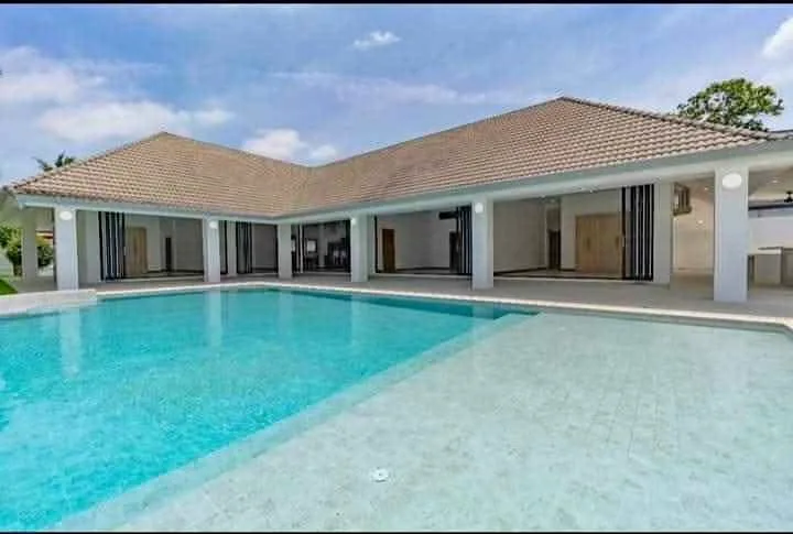 Luxury Modern Villa with Private Pool in Rawai