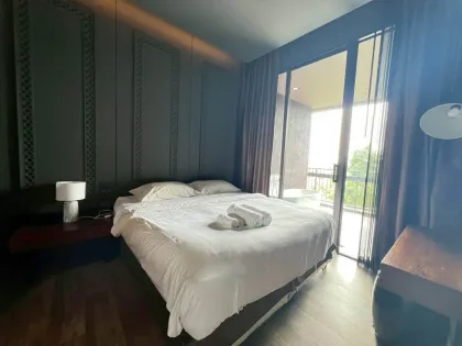 Geräumige 2-Zimmer-Wohnung mit Poolblick im Saturday Residence Saiyuan, Rawai