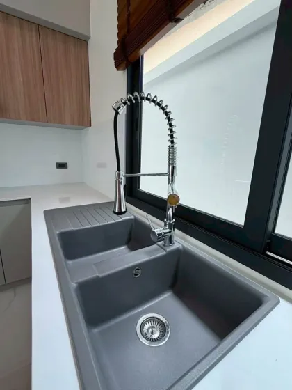 High ROI 5-Bedroom Villa with Pool in Saiyuan, Phuket