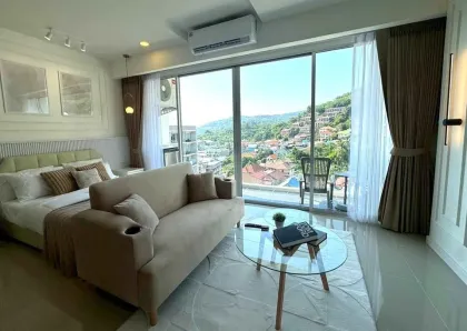 Chic 1-Bedroom Condo with Mountain View near Karon Beach