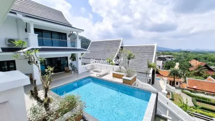 Geräumige Poolvilla mit Meerblick in ruhigem Rawai