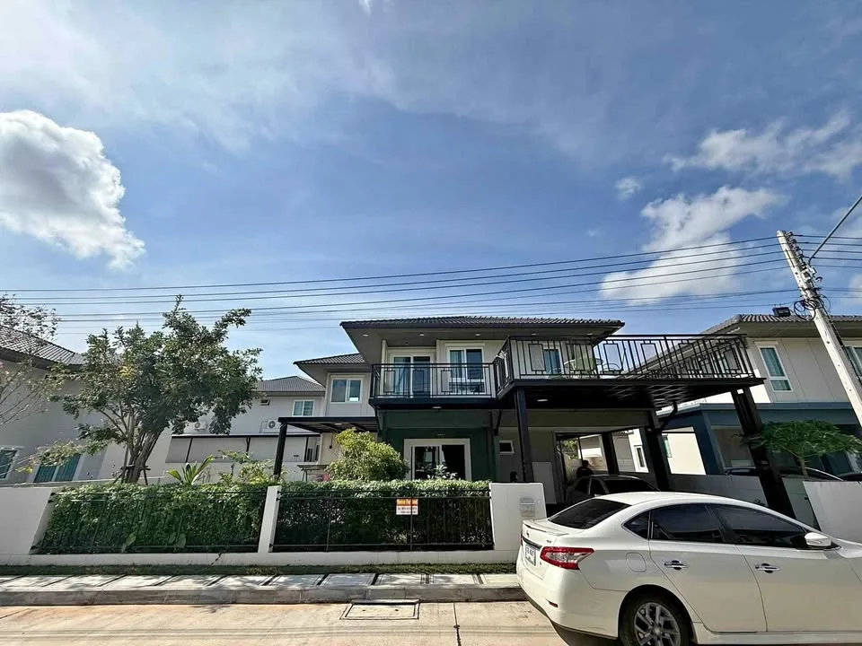 วิลล่า 3 ห้องนอนพร้อมสวนและจากุซซี่ที่ Saransiri Koh Kaew Retreat