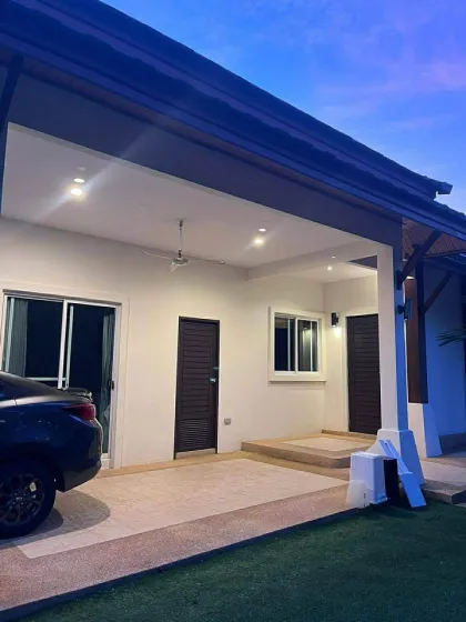 Villa 3 Chambres avec Piscine à Vendre à Rawai, Saiyuan