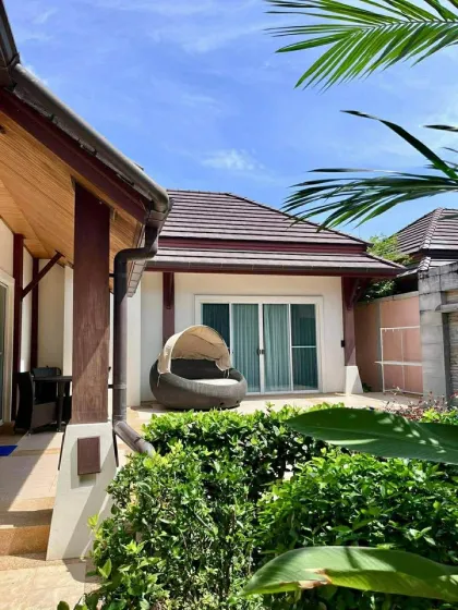 Villa 3 Chambres avec Piscine à Vendre à Rawai, Saiyuan
