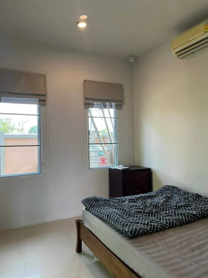 Villa 3 Chambres avec Piscine à Vendre à Rawai, Saiyuan