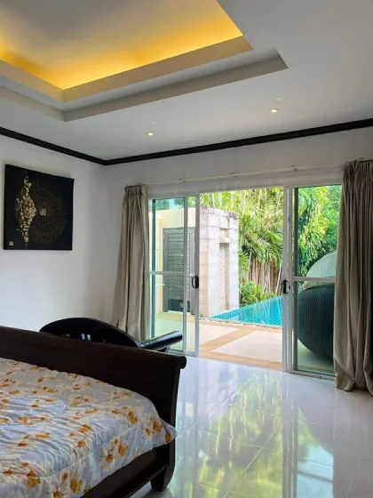 Villa 3 Chambres avec Piscine à Vendre à Rawai, Saiyuan