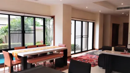 Spacieuse villa 5 chambres avec piscine à Laguna Village, Bang Tao