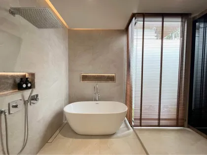 Villa neuve avec piscine 3 chambres près de UWC, Bang Tao, Phuket