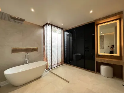 Villa neuve avec piscine 3 chambres près de UWC, Bang Tao, Phuket