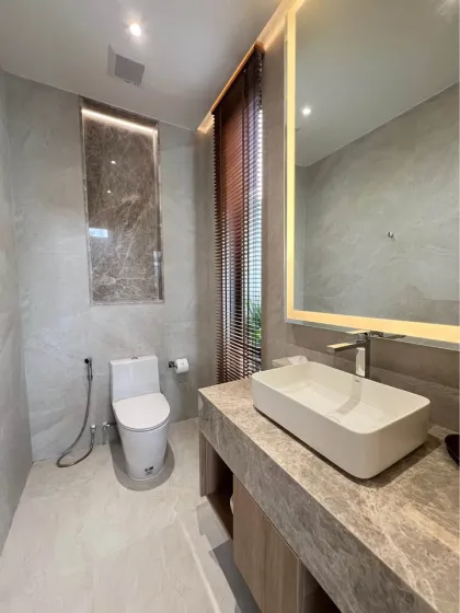 Villa neuve avec piscine 3 chambres près de UWC, Bang Tao, Phuket