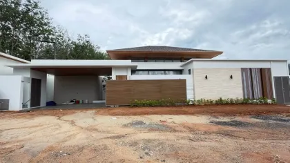 Villa neuve avec piscine 3 chambres près de UWC, Bang Tao, Phuket