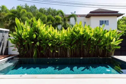 Luxus-Poolvilla zum Verkauf in Maneekram Village, Chalong