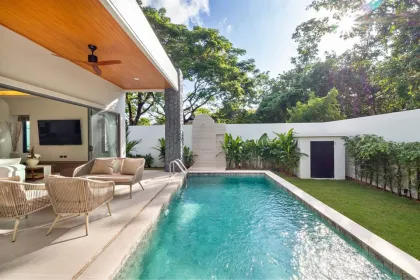 Villa con piscina de 2 dormitorios en venta en Shambhala Sol Villa, Chalong