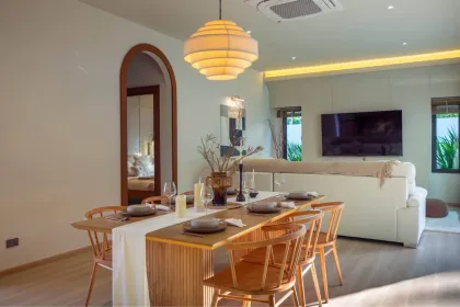 Villa con piscina de 2 dormitorios en venta en Shambhala Sol Villa, Chalong