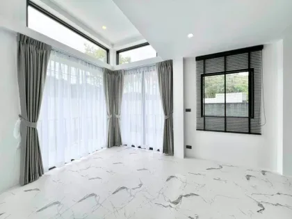 Moderne Klassische 4-Zimmer Villa mit Privatpool in Patong