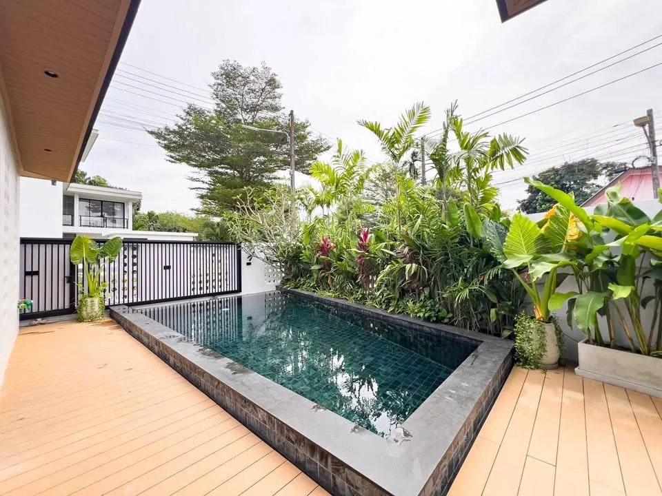 Poolvilla in Phuket Cherng Talay Oasis zum Verkauf