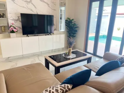 Moderne Poolvilla in Rawai, Phuket zu verkaufen