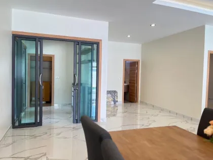 Moderne Poolvilla in Rawai, Phuket zu verkaufen
