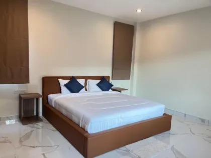 Moderne Poolvilla in Rawai, Phuket zu verkaufen