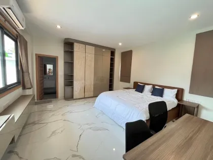 Moderne Poolvilla in Rawai, Phuket zu verkaufen