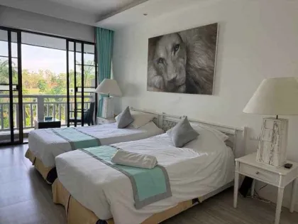 Condo 2 Chambres avec Vue sur Golf à Laguna Phuket
