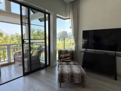 Condo 2 Chambres avec Vue sur Golf à Laguna Phuket