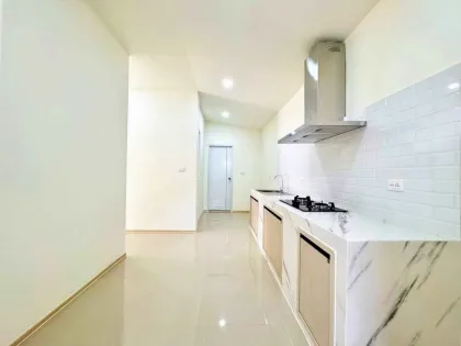 Casa adosada de 3 habitaciones y 2 baños en Dusitburi, Phuket