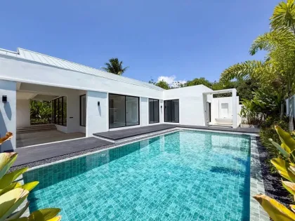Impresionante villa con piscina de 3 dormitorios y 3 baños en Phuket