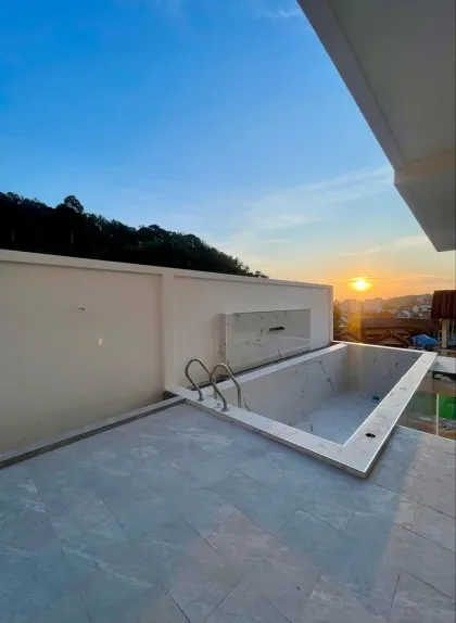 Pool Villa for Sale Near Beach in Patong