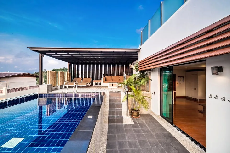 Condominio de lujo de 2 habitaciones con piscina cerca de la playa Surin